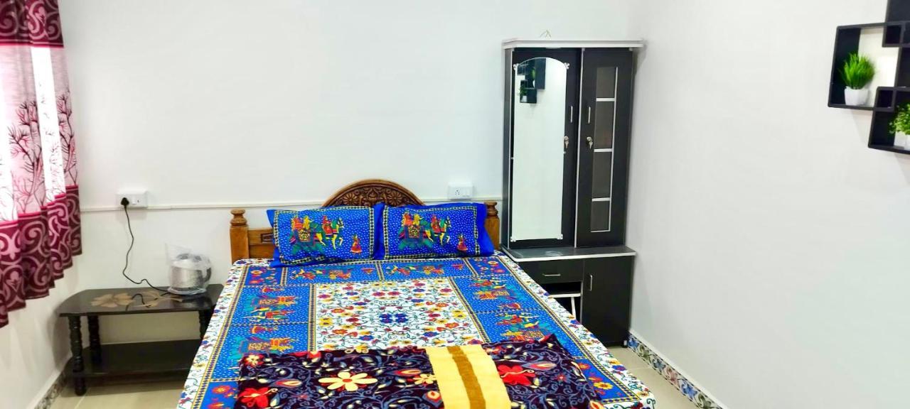 Kavieya Residency Hotel Pūrnānkuppam Eksteriør billede