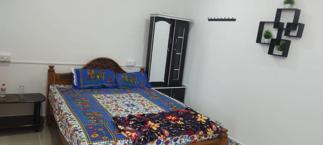 Kavieya Residency Hotel Pūrnānkuppam Eksteriør billede