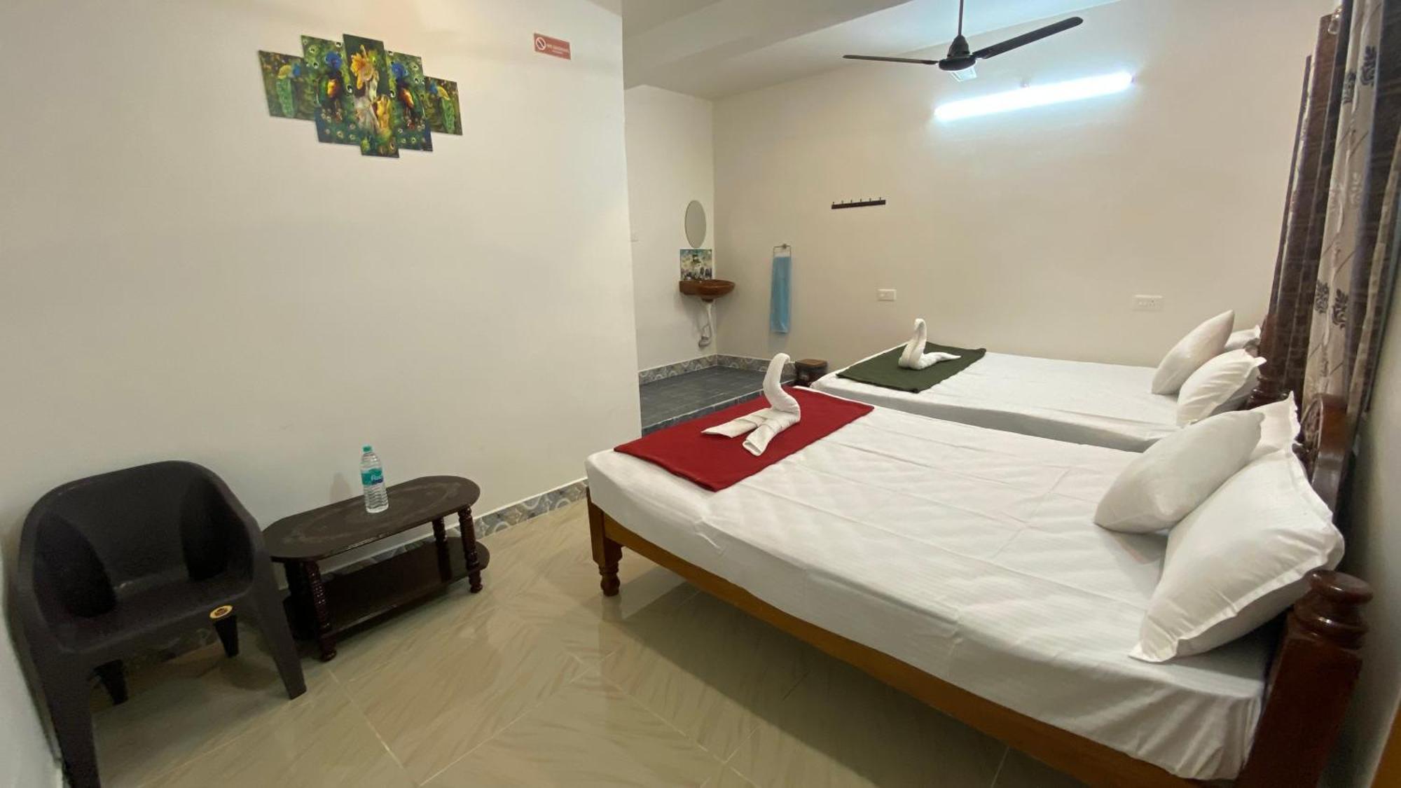 Kavieya Residency Hotel Pūrnānkuppam Eksteriør billede